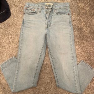 Levi’s Light Wash Wedgie Skinny Jeans